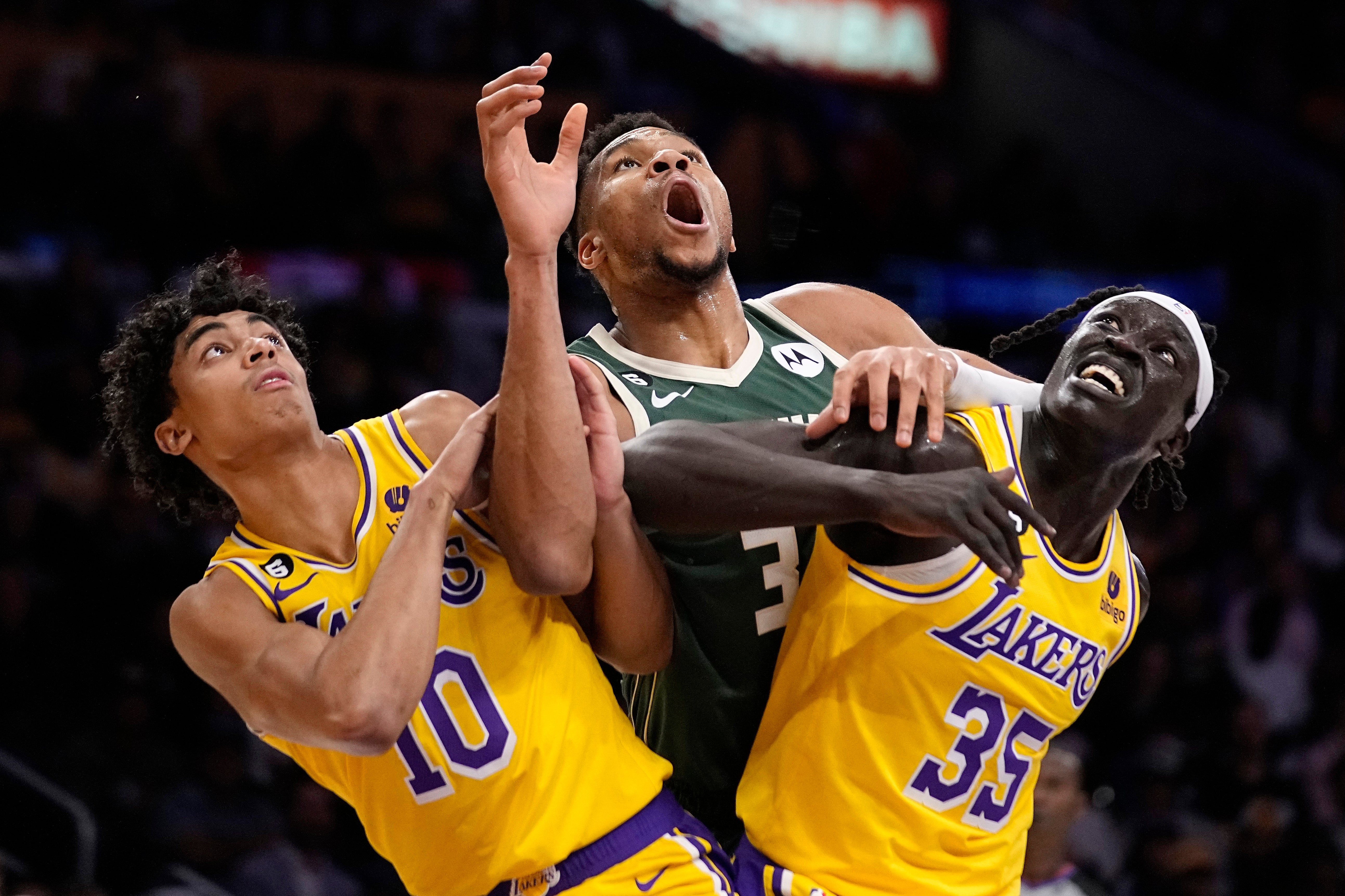 DEP-BAS BUCKS-LAKERS