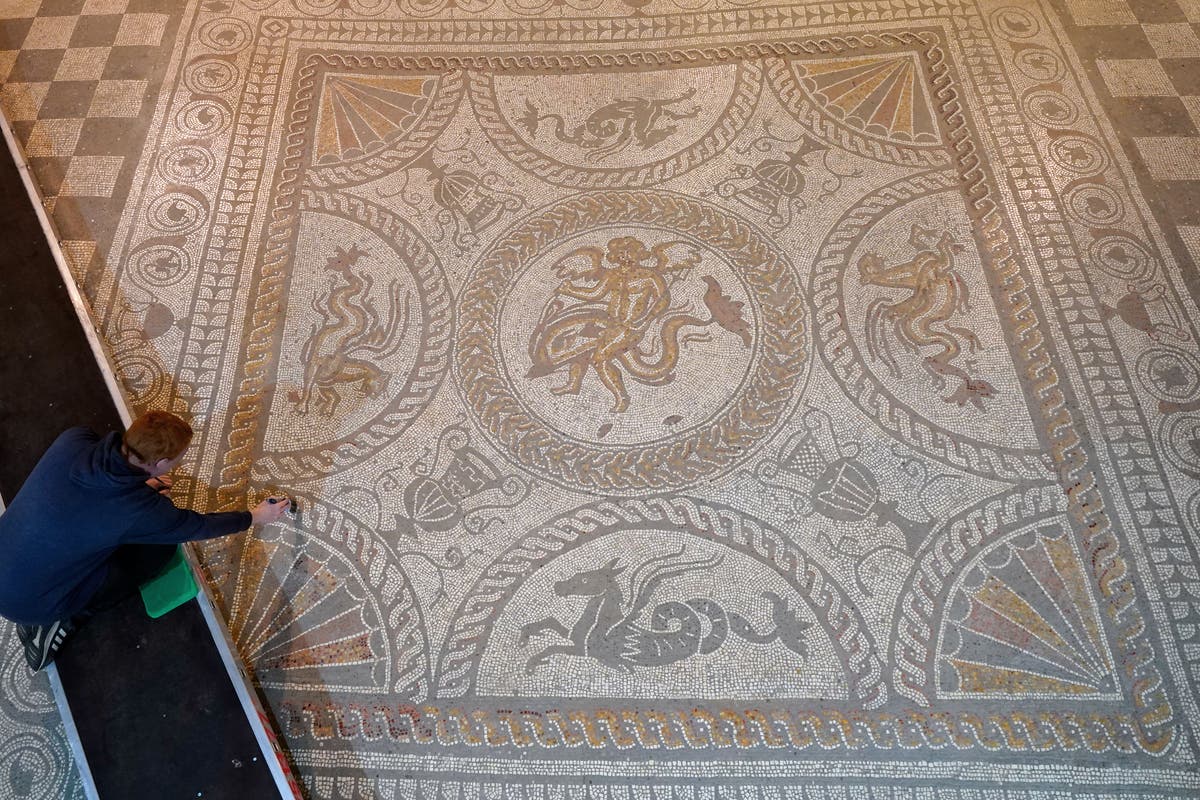 Fishbourne Roman Palace starts brush-up for 2,000-year-old mosaics