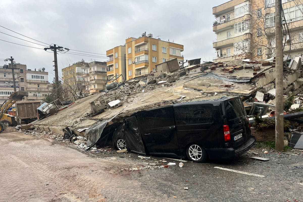 Grief-stricken relatives speak of sleepless nights as quake death toll rises