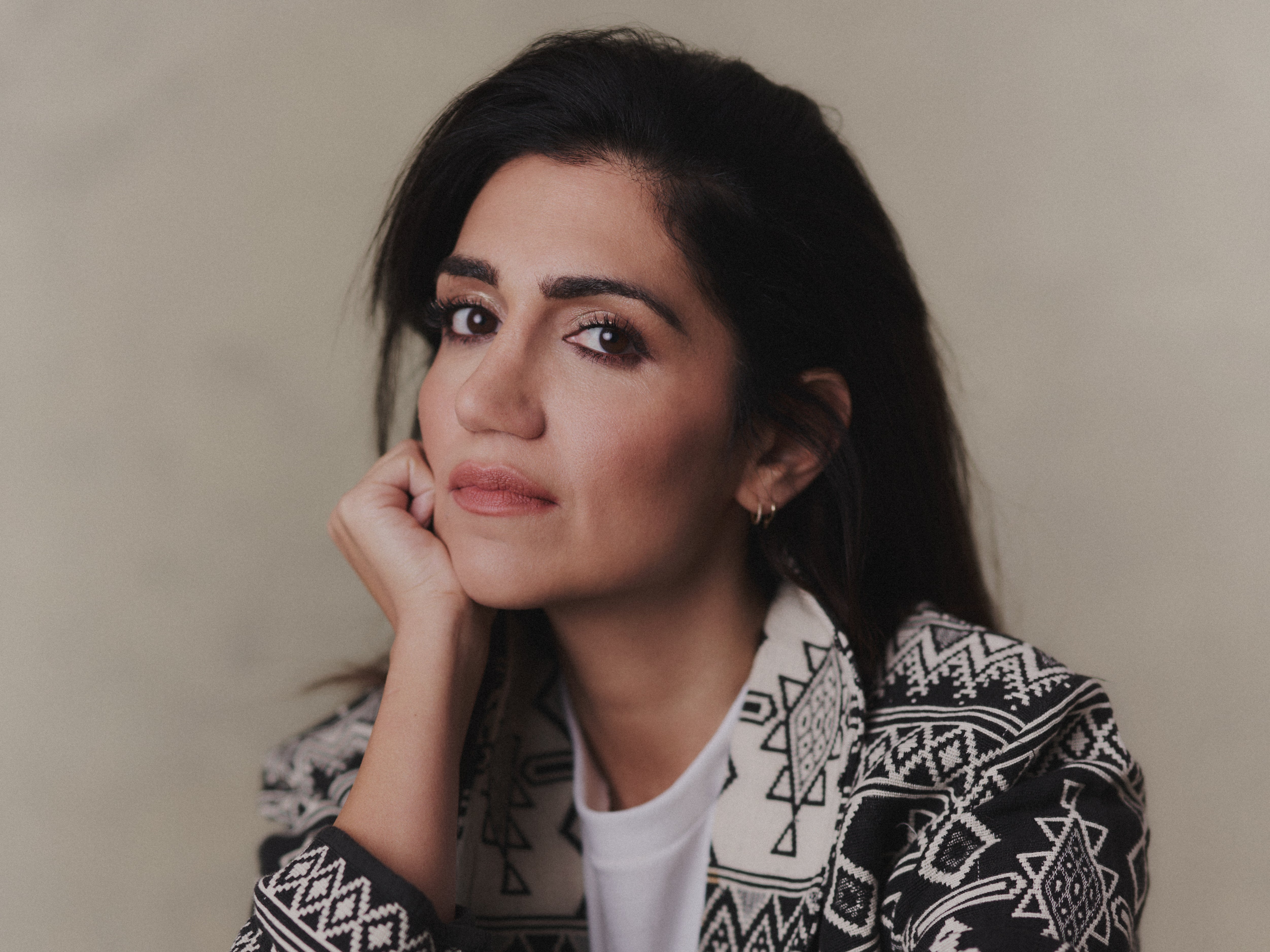 Leila farzad hot