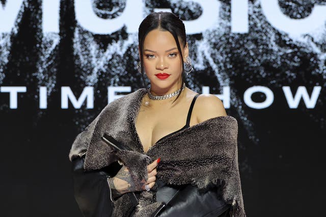 Rihanna Previews Fenty Beauty 'Galaxy' Holiday Collection