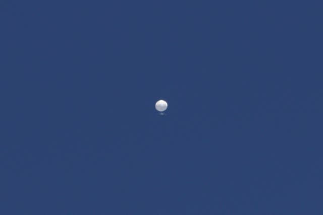 <p>File photo: A balloon floats over Columbia, Mo., on 3 February 2023 </p>