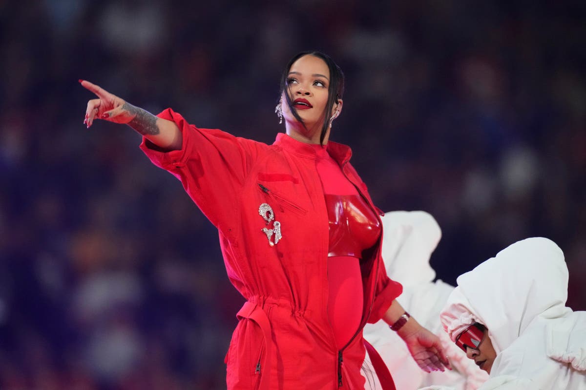 Rihanna se presenta en el Super Bowl embarazada Independent Español