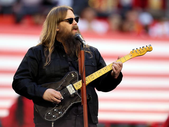 <p>Chris Stapleton performs the national anthem before Super Bowl LVII between the Kansas City Chiefs and the Philadelphia Eagles at State Farm Stadium on February 12, 2023 in Glendale, Arizona</p>