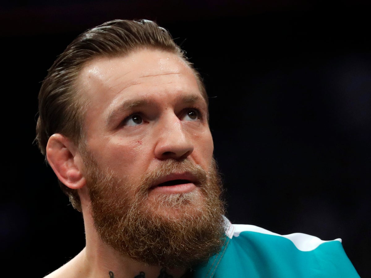 Conor McGregor reacts to UFC 284 main event as Islam Makhachev outpoints Alexander Volkanovski