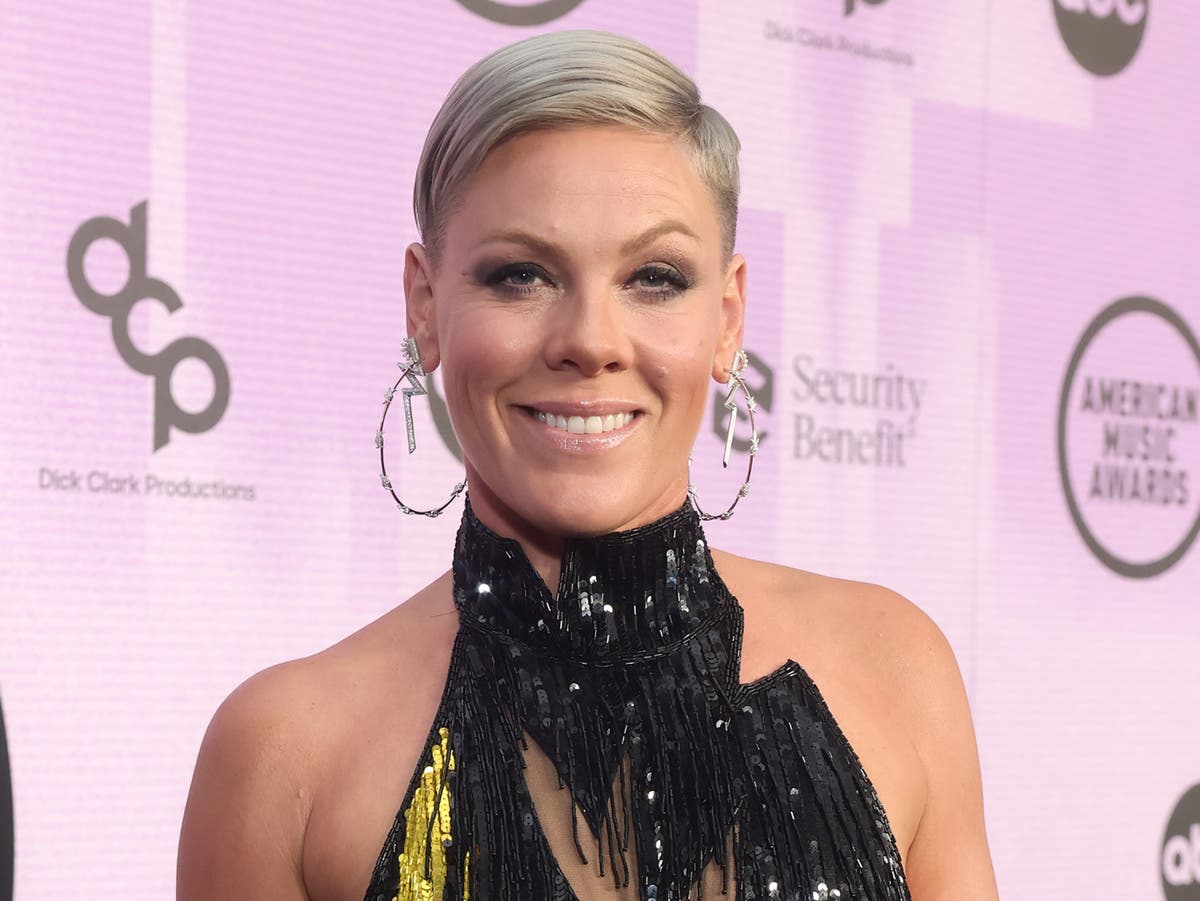 Pink says she struggled with weight loss after her father’s death left ...
