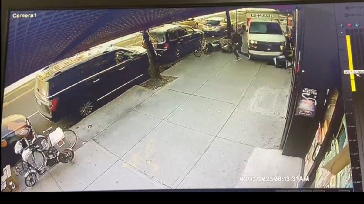 Man's leap saves him during Brooklyn U-Haul rampage