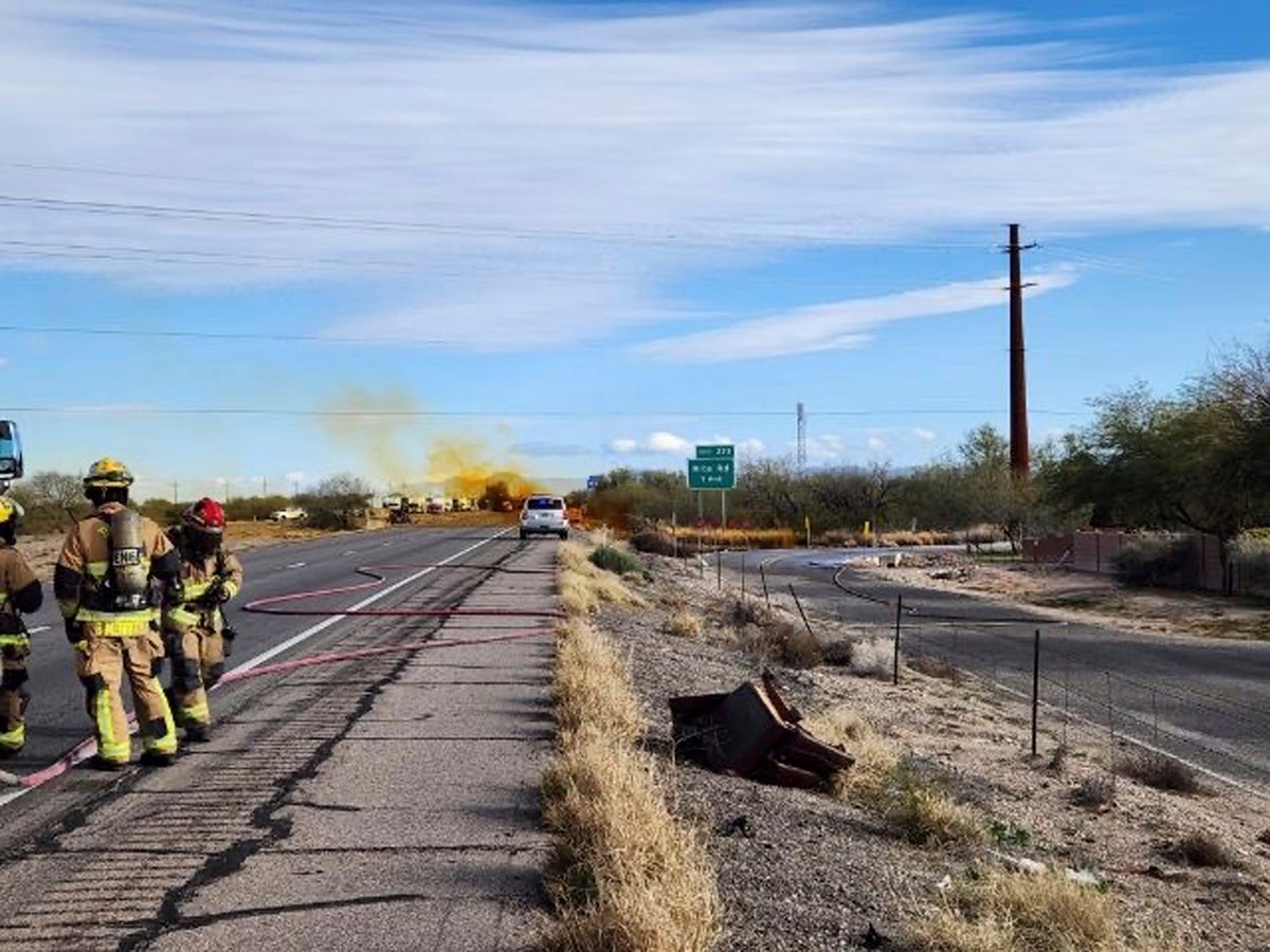 Hazardous spill shuts down traffic outside Tucson, Arizona