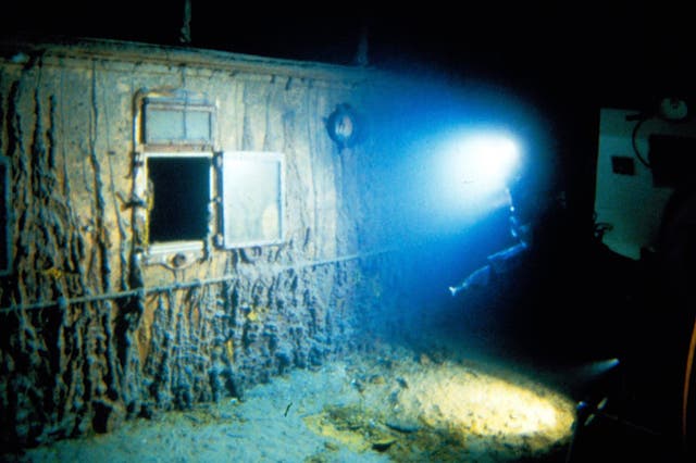 <p>Titanic Rare Footage</p>