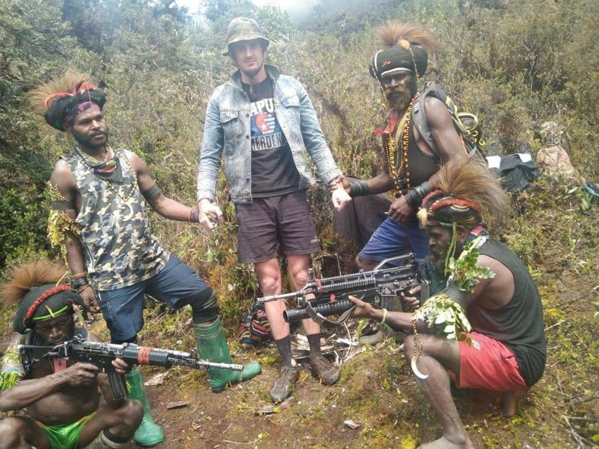 Philip Mehrtens: Captured New Zealand pilot seen in video surrounded by Papuan separatists armed with bow and arrows