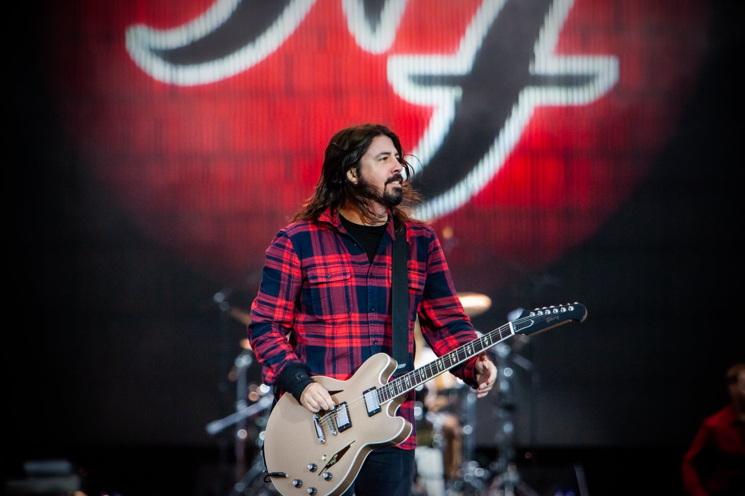 Dave Grohl gave an epic performance of Thin Lizzy’s Jailbreak during their crowd-rocking show