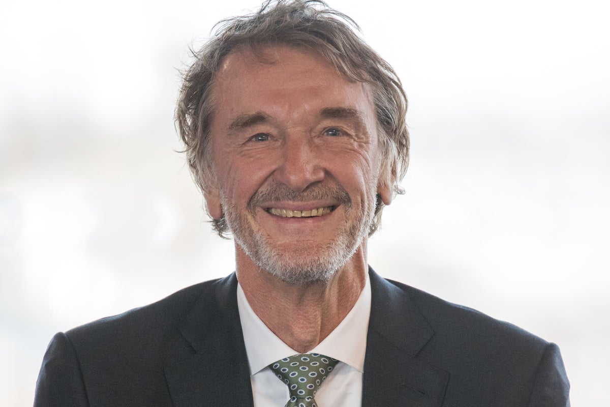 Sir Jim Ratcliffe remains sole confirmed bidder for Man Utd as deadline looms