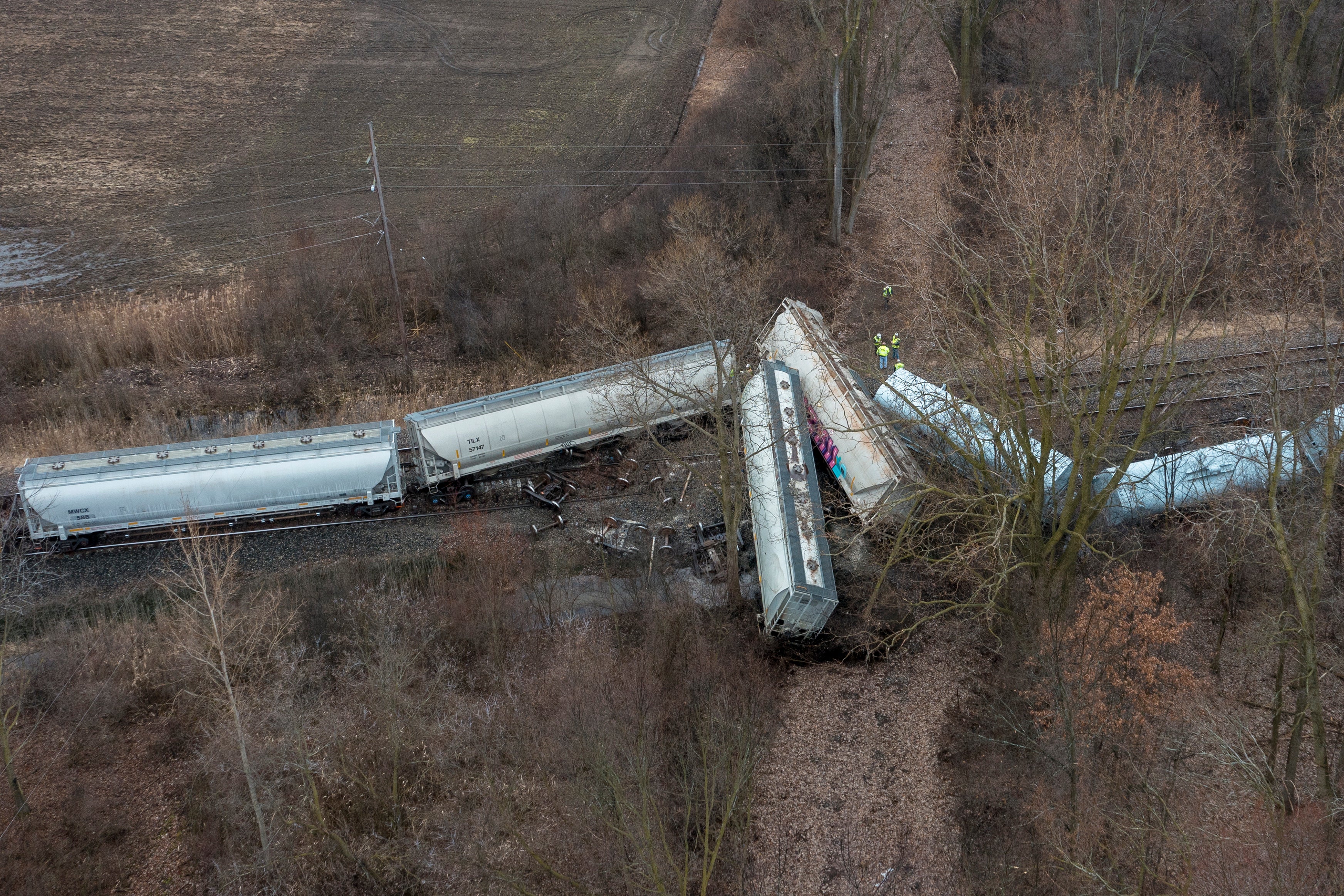 APTOPIX Train Derailment Van Buren Township