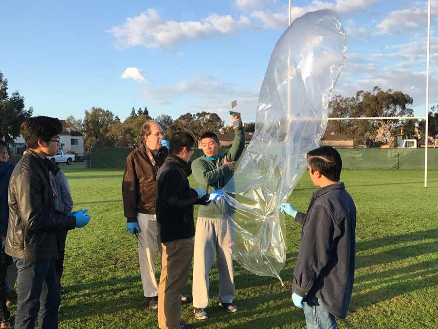 Students learn how to use a balloon from Scientific Balloon Solutions on 17 February 2017