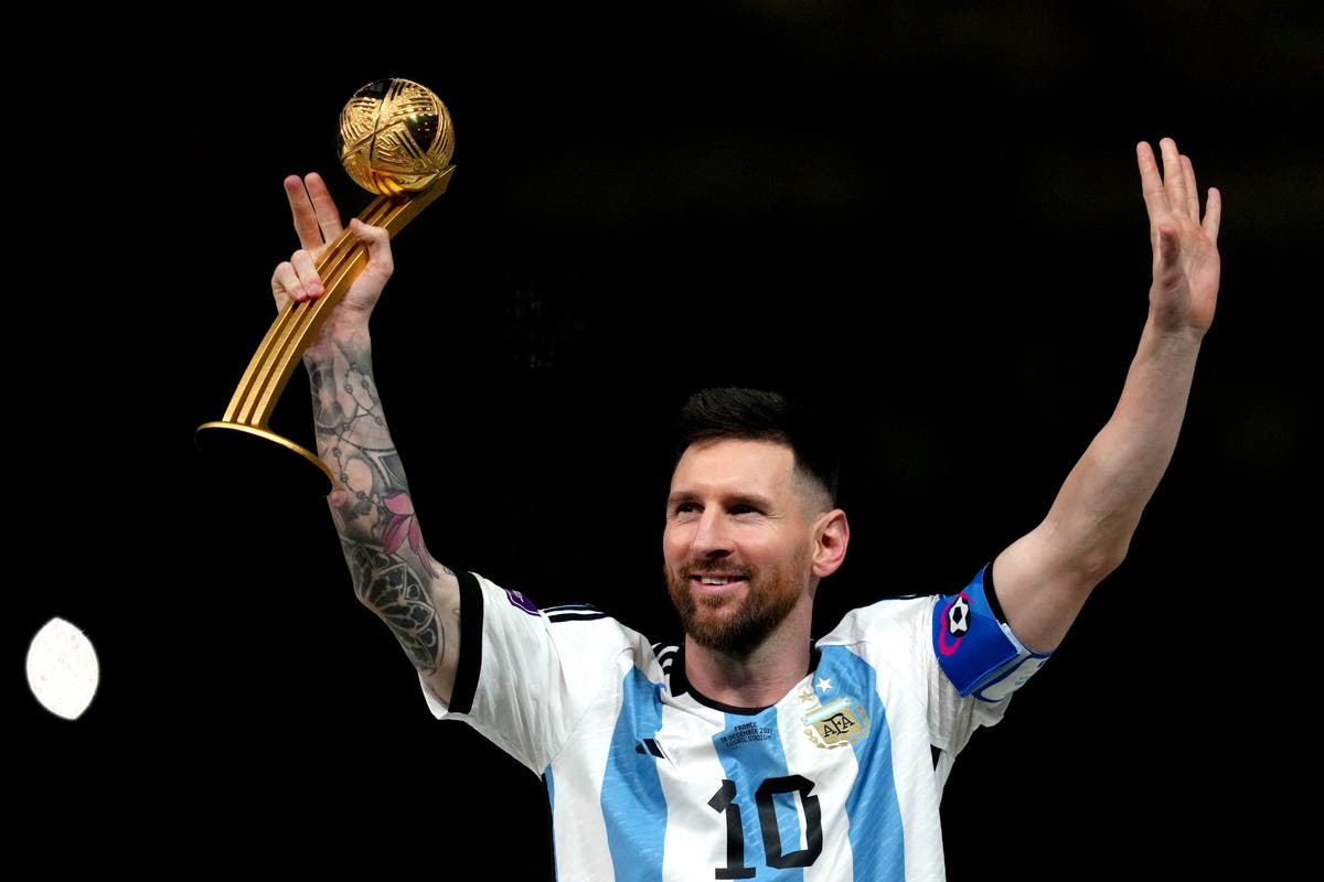 Football rumours: Barcelona&rsquo;s hopes dip as Lionel Messi&rsquo;s father opens PSG talks