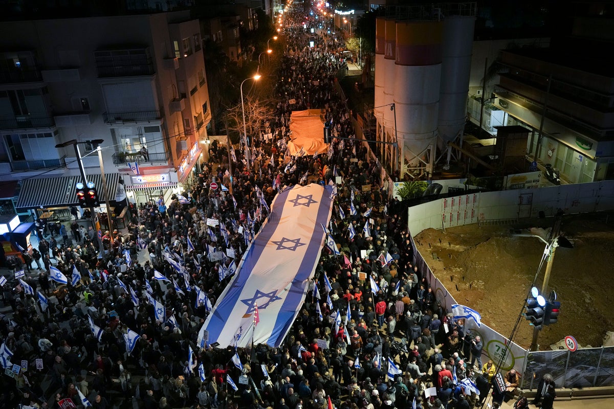 İsrailliler yargı revizyon planlarını 7. hafta protesto etti