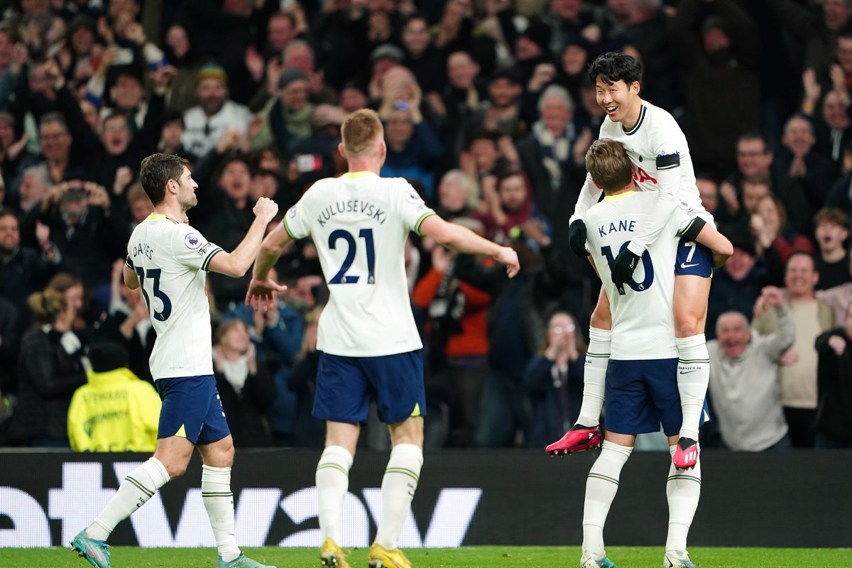 Son Heung-min esce dalla panchina per suggellare la vittoria nel derby del Tottenham contro il West Ham