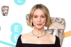 Carey Mulligan incorrectly named as Bafta winner after signing translation gaffe