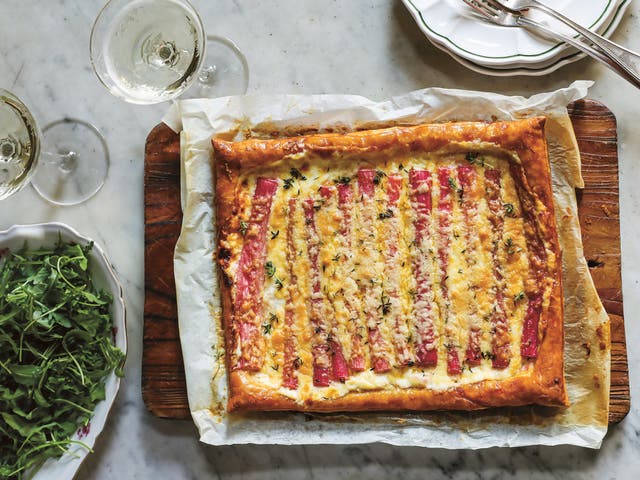 <p>Tangy rhubarb meets melted Cheddar in this delicious savoury tart</p>