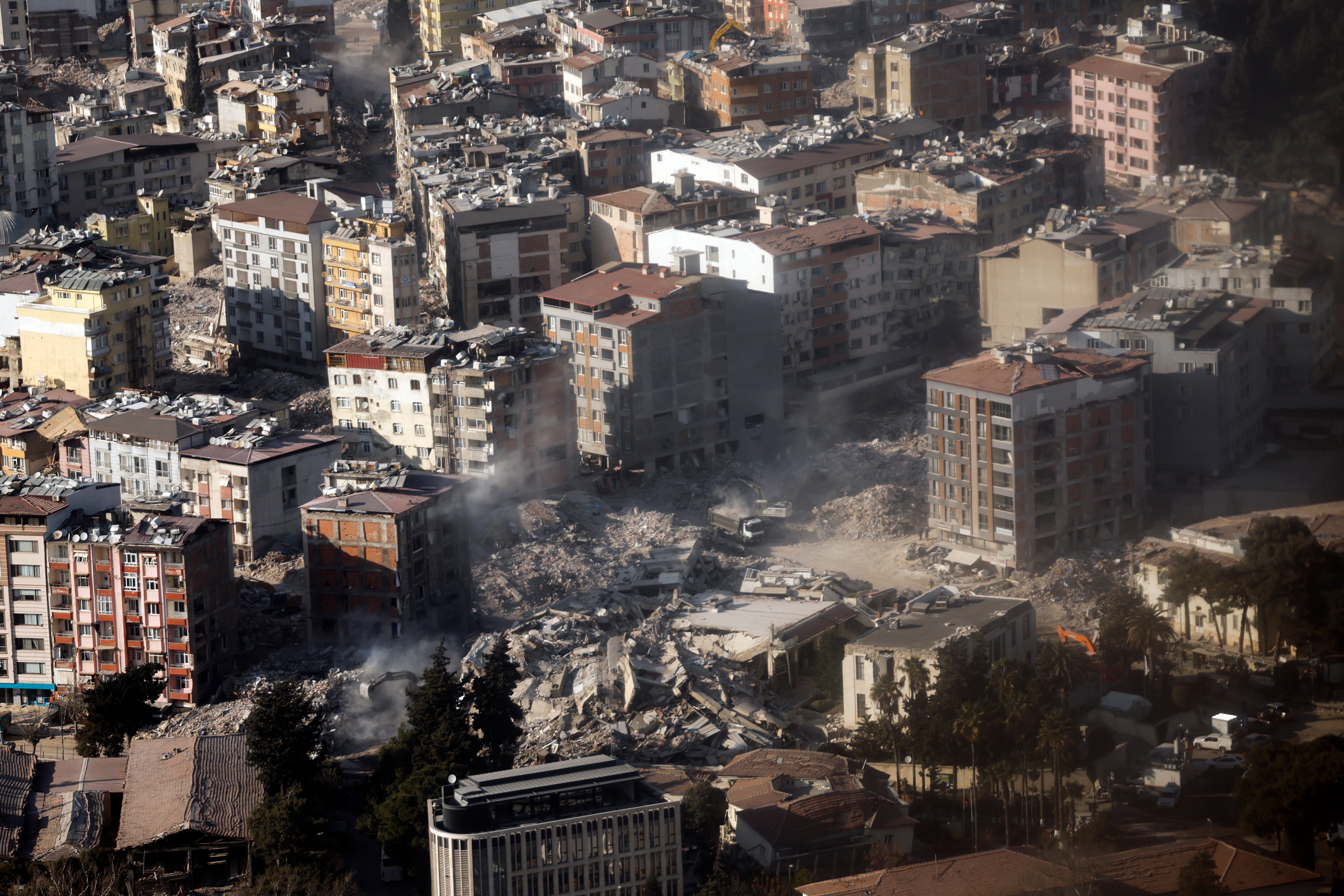 مأساة الحوامل الناجيات من زلزال تركيا وسوريا
