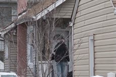 New Jersey father suspected of killing family of four in murder-suicide