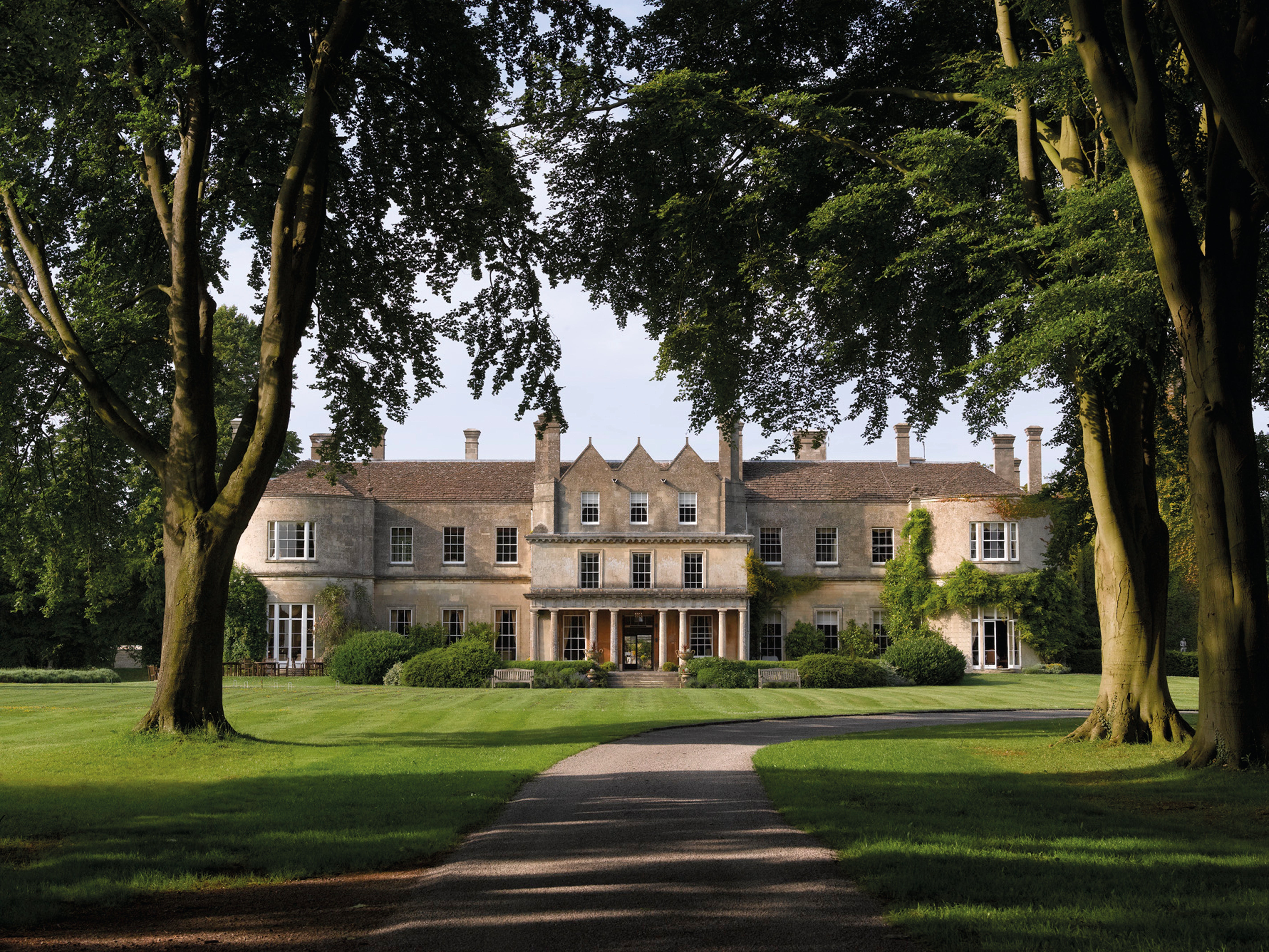 Home to a top-of-the-range spa and a Michelin-starred restaurant