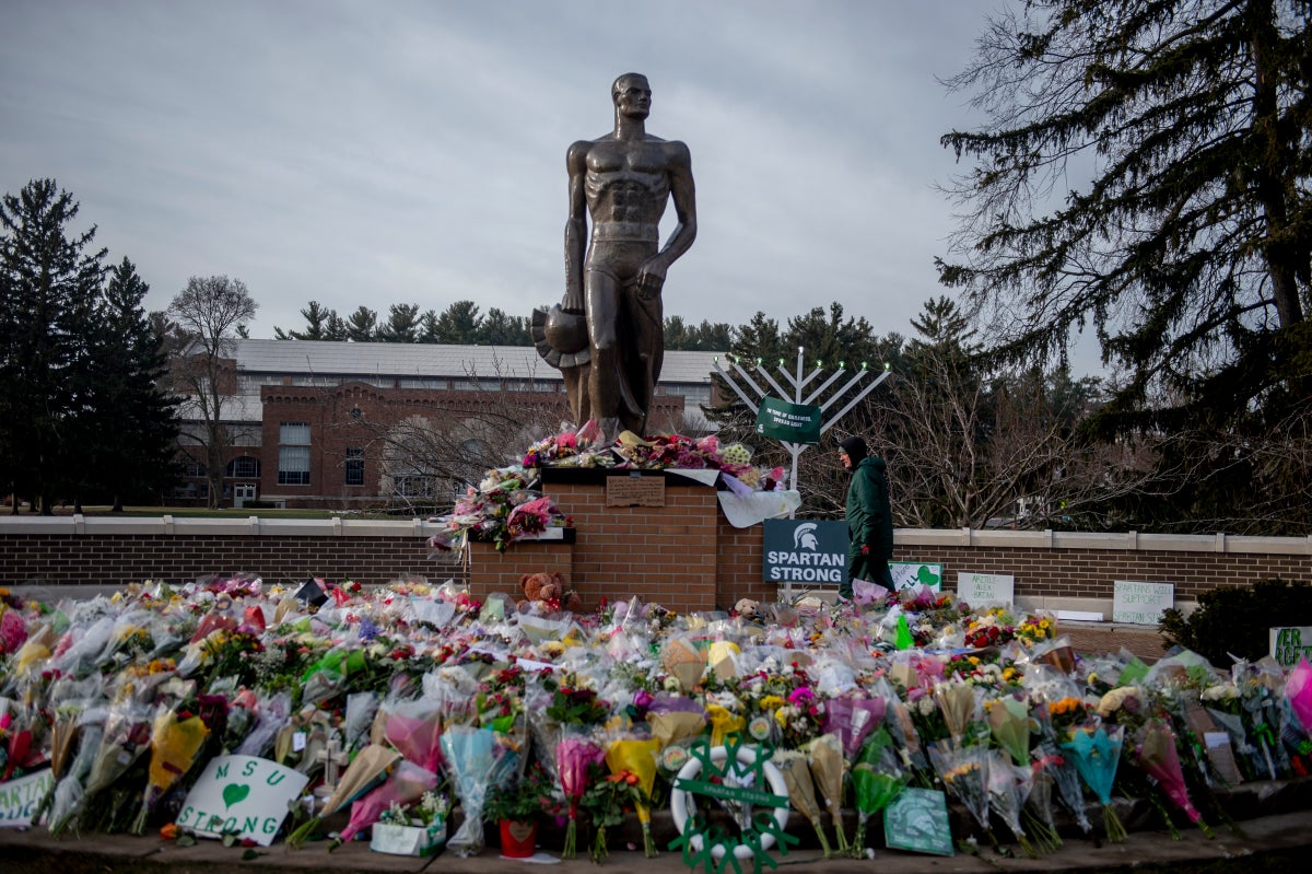 After shootings, Michigan State to restrict building access