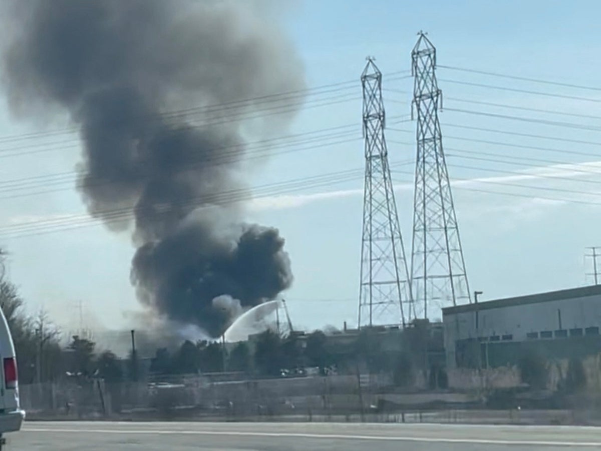 Huge explosion at Ohio metal factory injures at least 14