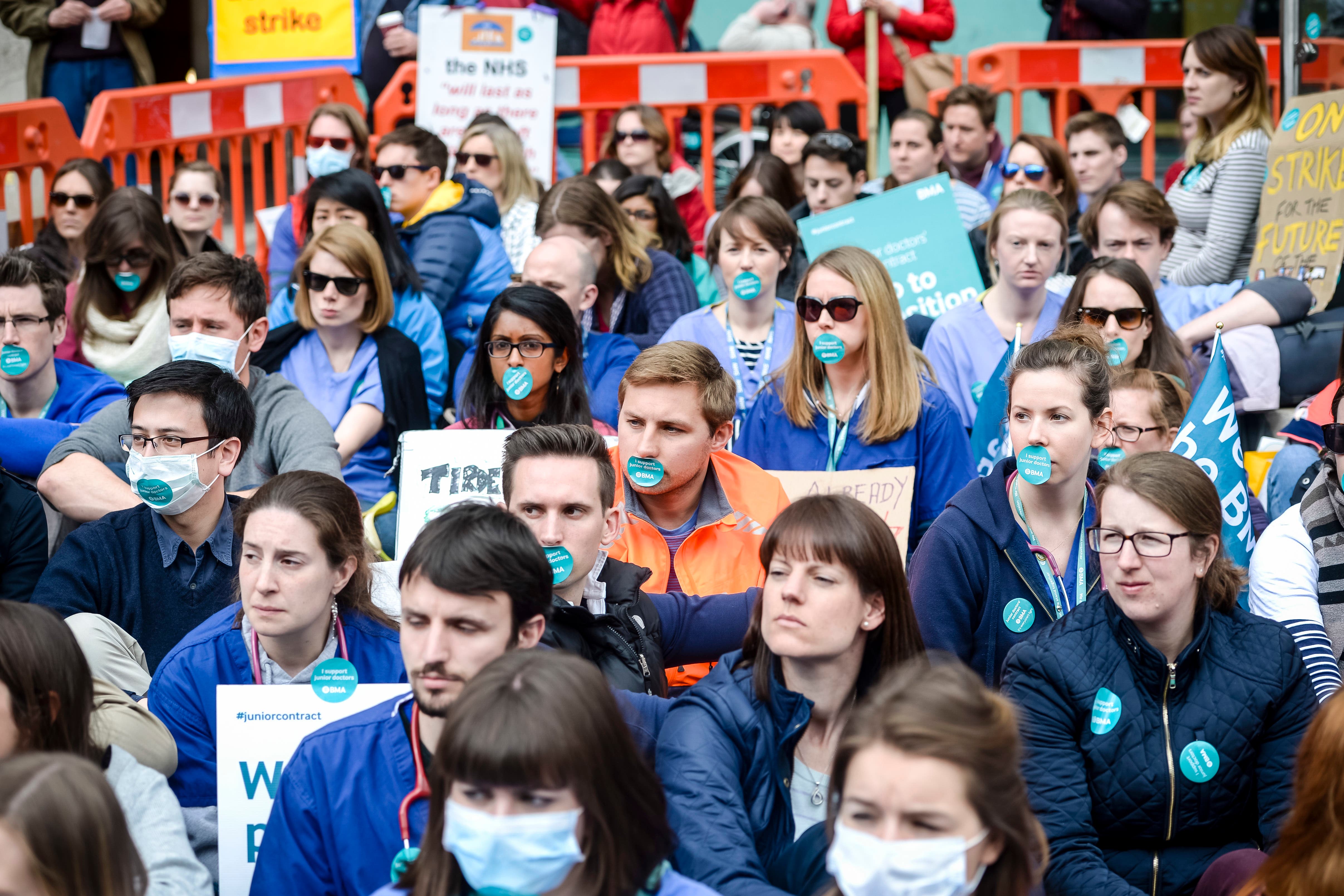 Junior Doctors Announce Date Three day Strike Will Begin The Independent