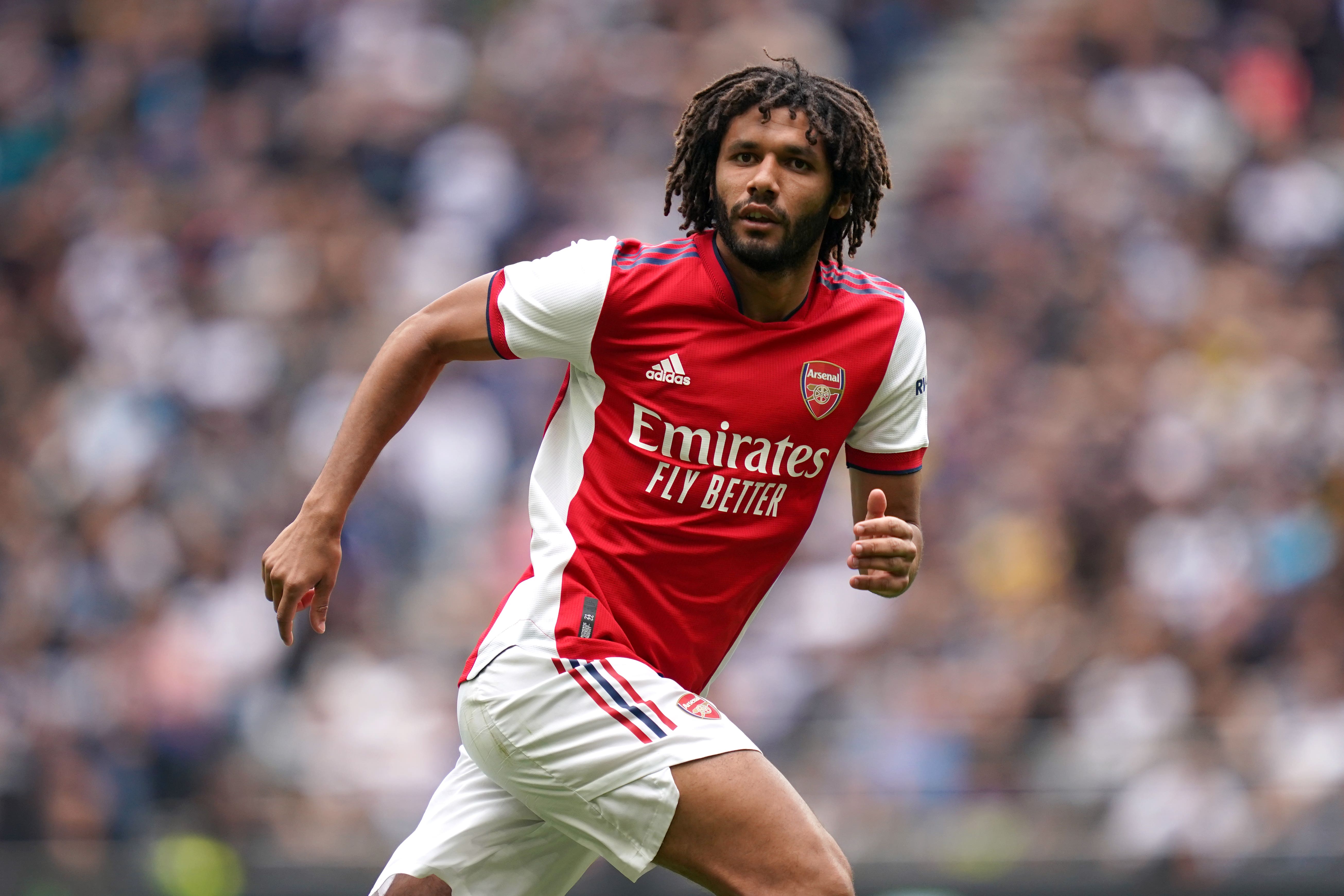 Mohamed Elneny celebrates new Arsenal contract – Tuesday's sporting social | The Independent