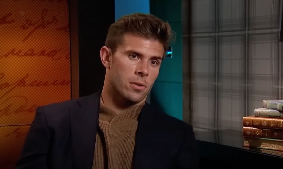 The Bachelor holds first virtual rose ceremony after lead Zach Shallcross tests positive for Covid-19 The Bachelor holds first virtual rose ceremony after lead Zach Shallcross tests positive for Covid-19