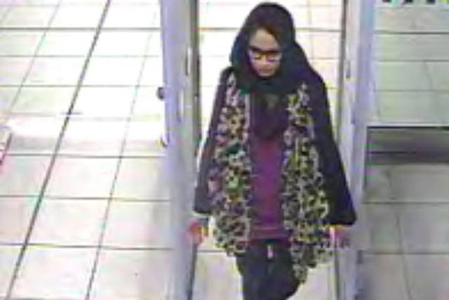 <p>A CCTV still of Shamima Begum at Gatwick Airport (Metropolitan Police /PA)</p>