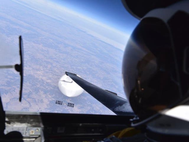 Aviones de EE.UU. derribaron el globo espía chino que volaba por territorio norteamericano NewFile-12