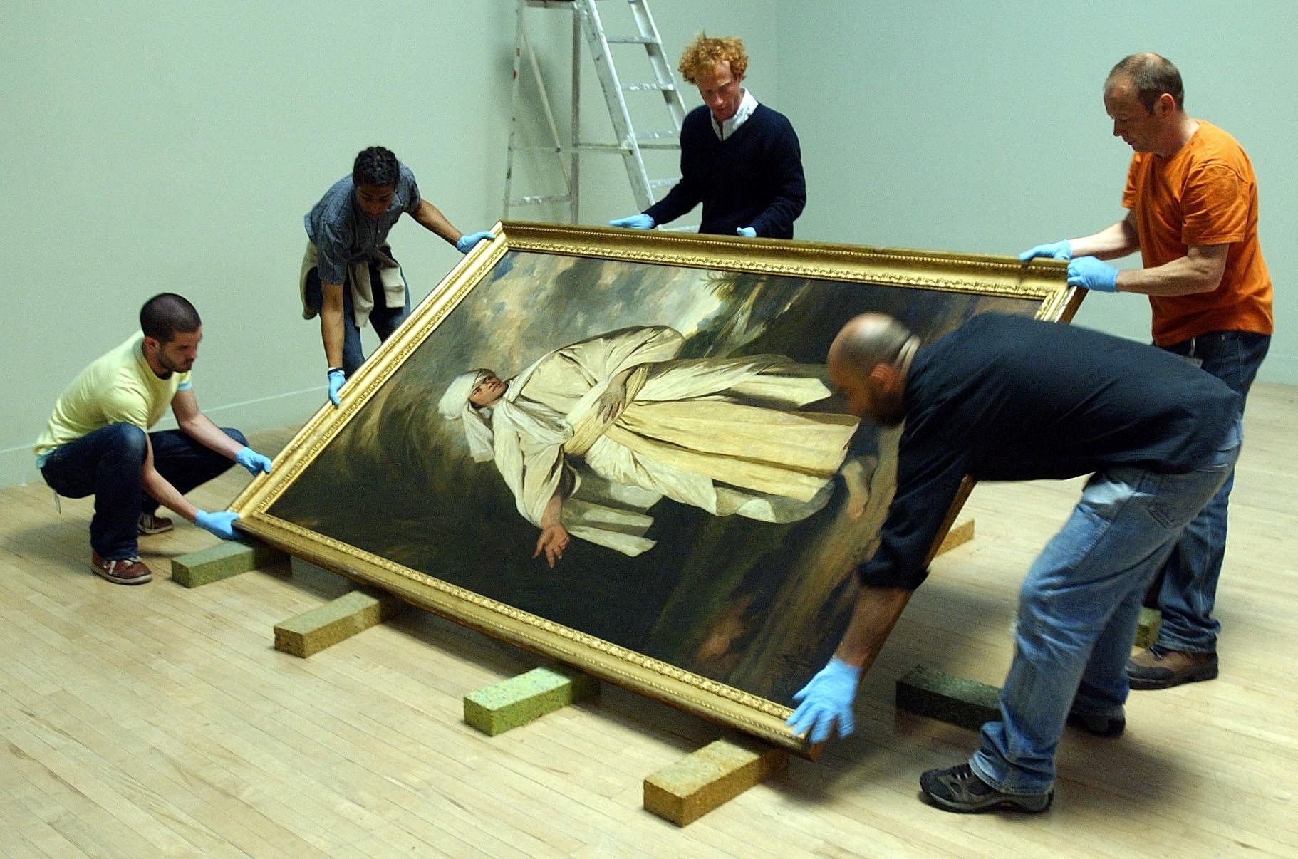 Joshua Reynolds’s ‘Portrait of Omai’ is moved before going on display at Tate Britain in 2005