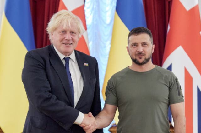 <p>Boris Johnson with Volodymyr Zelensky</p>