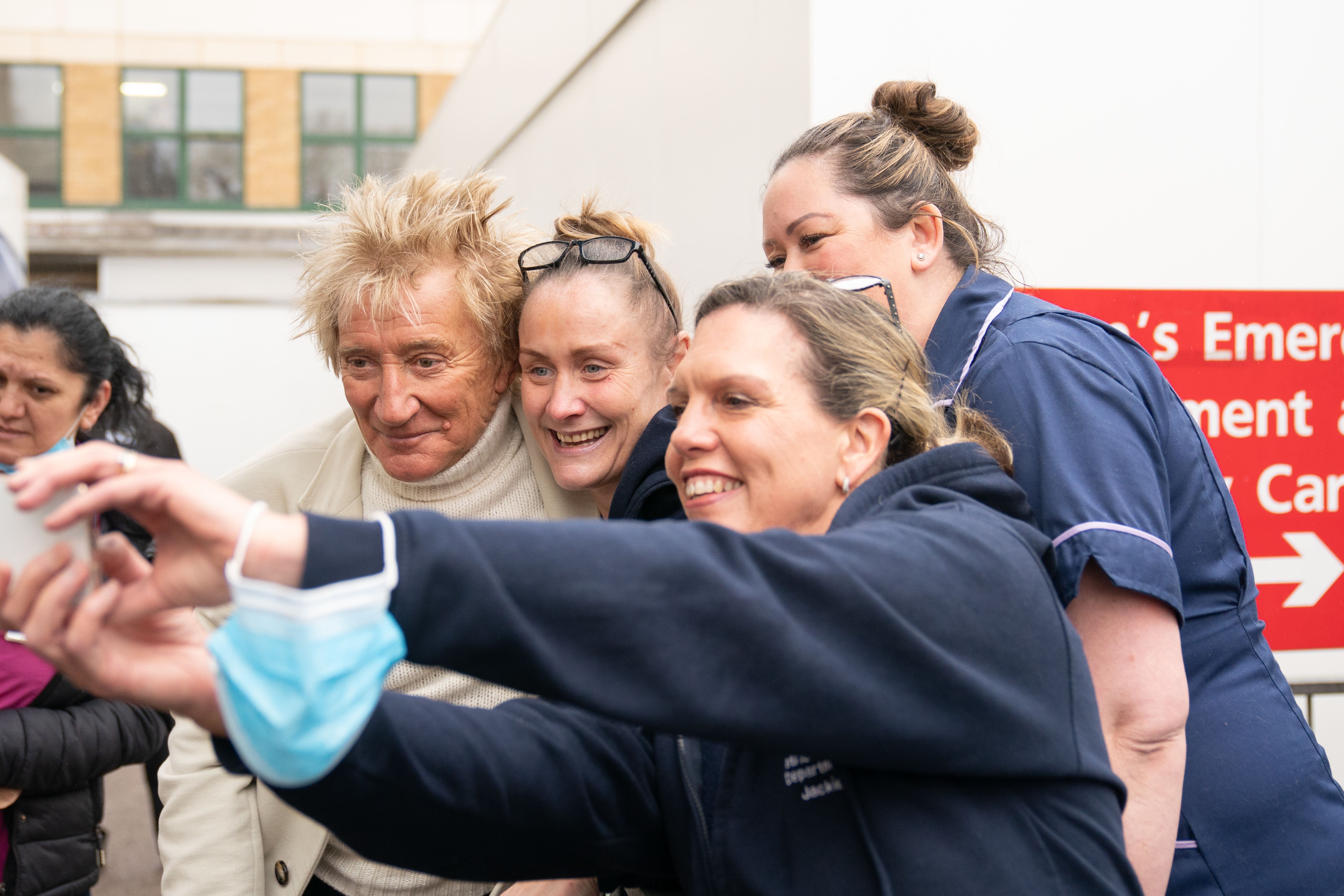 Sir Rod Stewart visits NHS hospital where he paid for patients' scans The Independent
