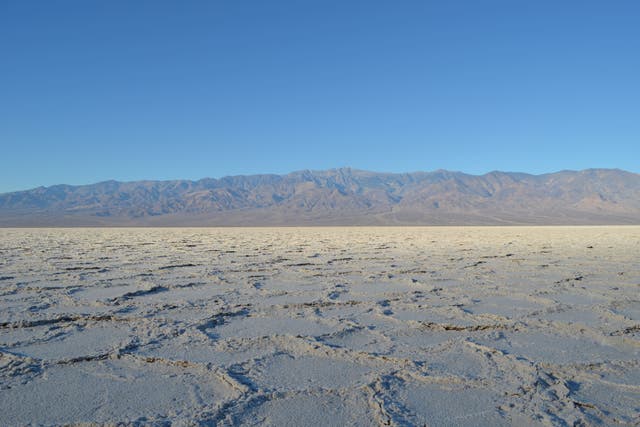 Badwater Basin of Death Valley, California (Lucas Goehring/Nottingham Trent University)