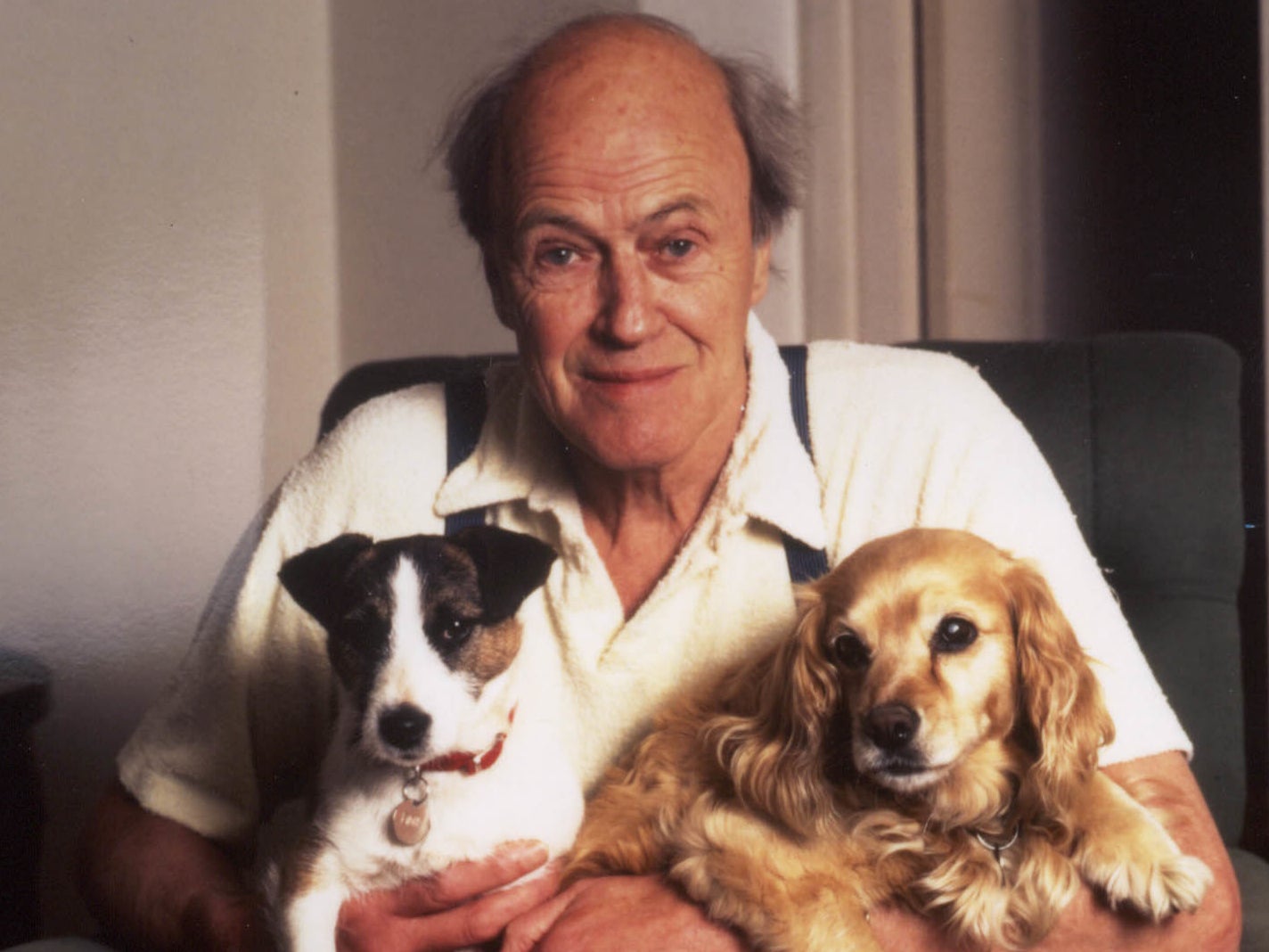 The latest editions of Roald Dahl’蝉 children’蝉 books were also edited to remove language that was deemed offensive