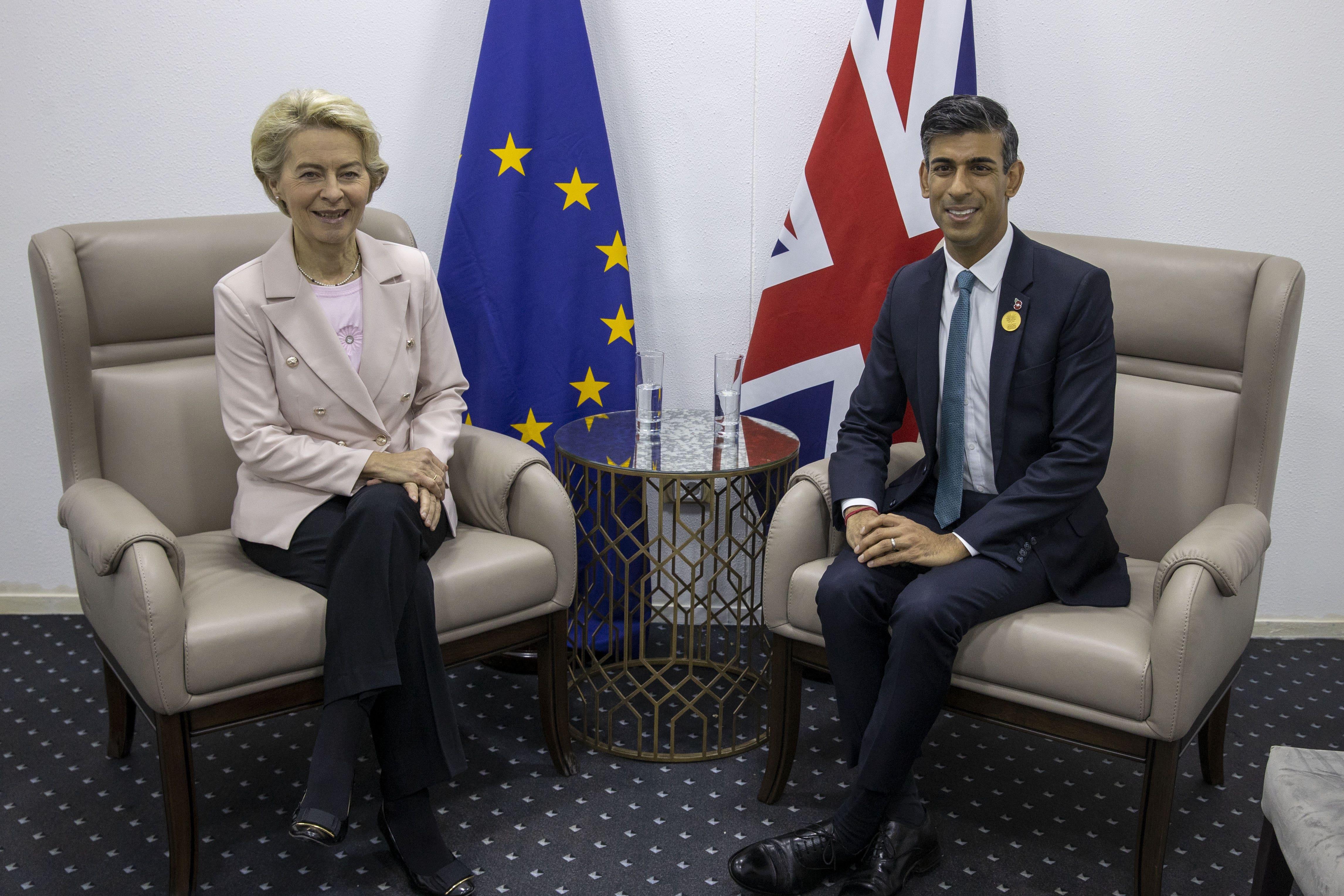 Rishi Sunak with EU Commission president Ursula von der Leyen