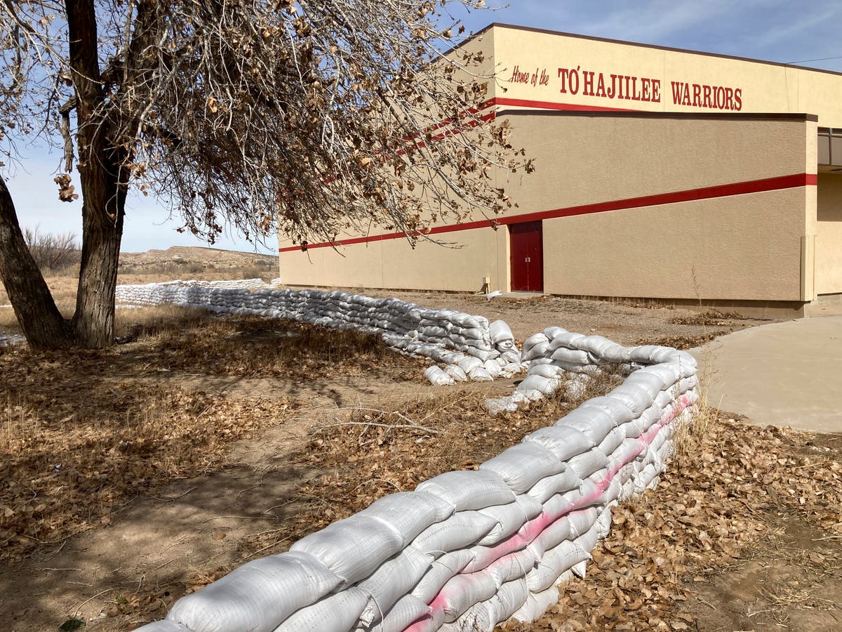 Navajo community wins fight to replace crumbling campus