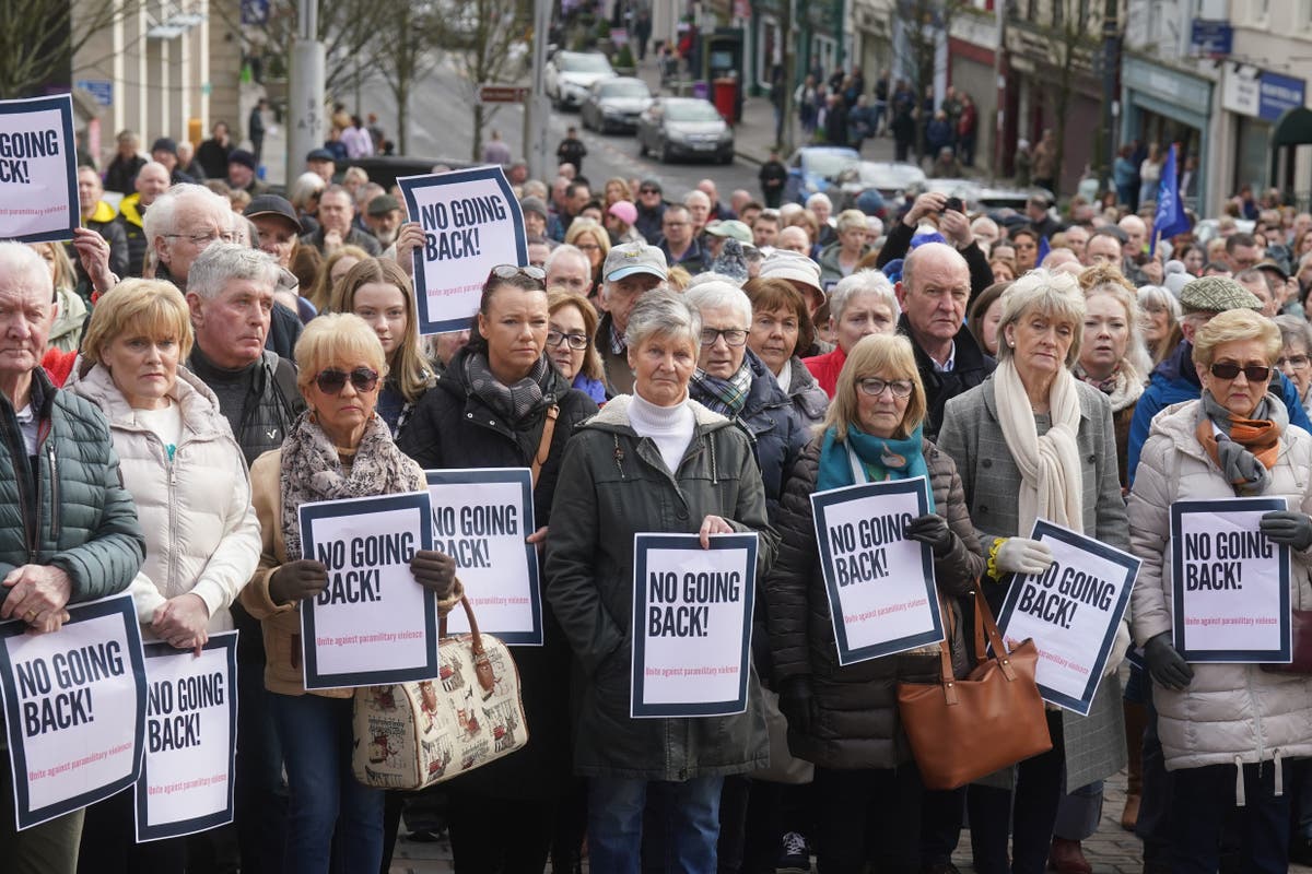 Crowds gather in Omagh to demand end to violence after police officer&rsquo;s shooting