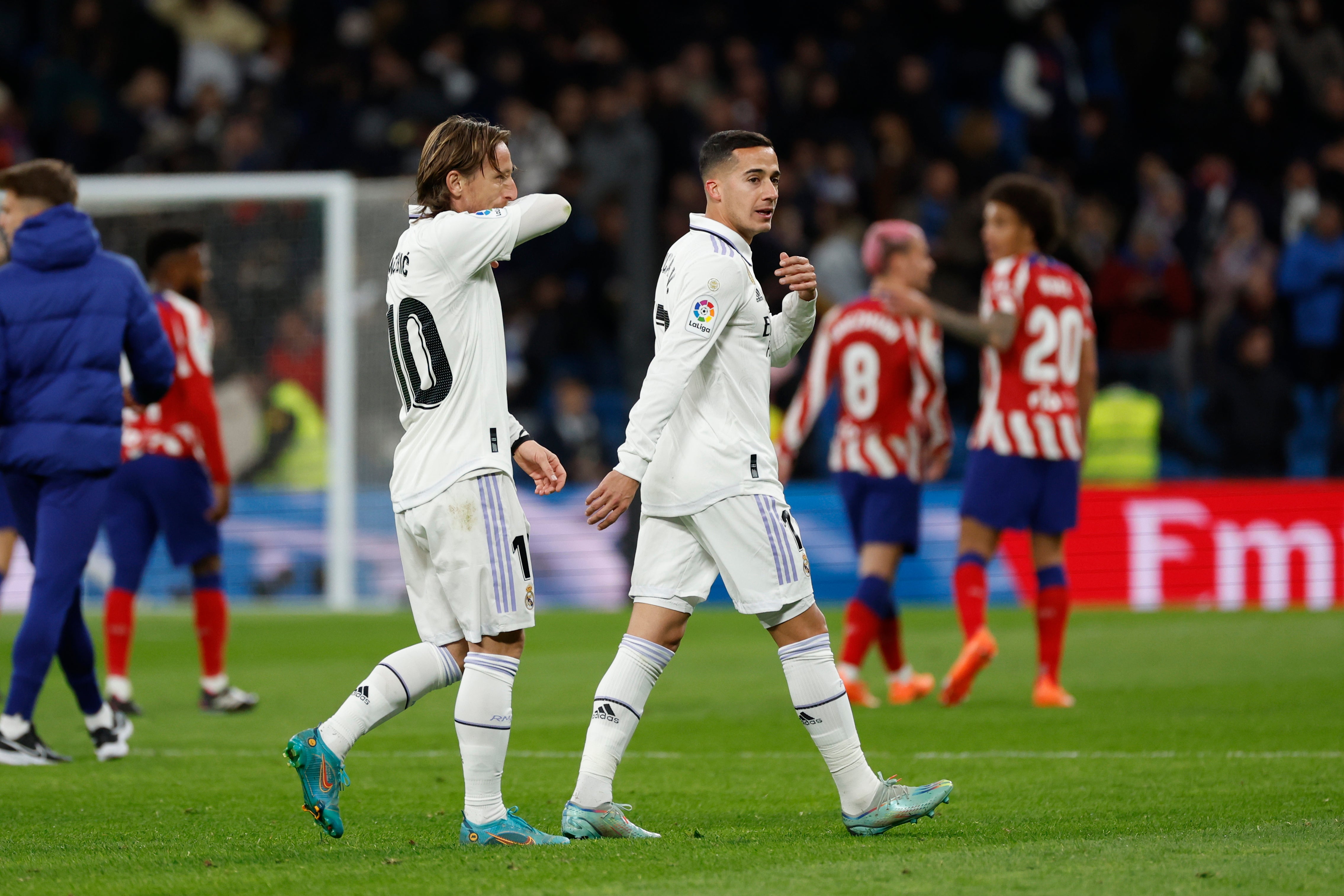Real Madrid dominated by local rival Atlético Madrid in 3-1 derby loss