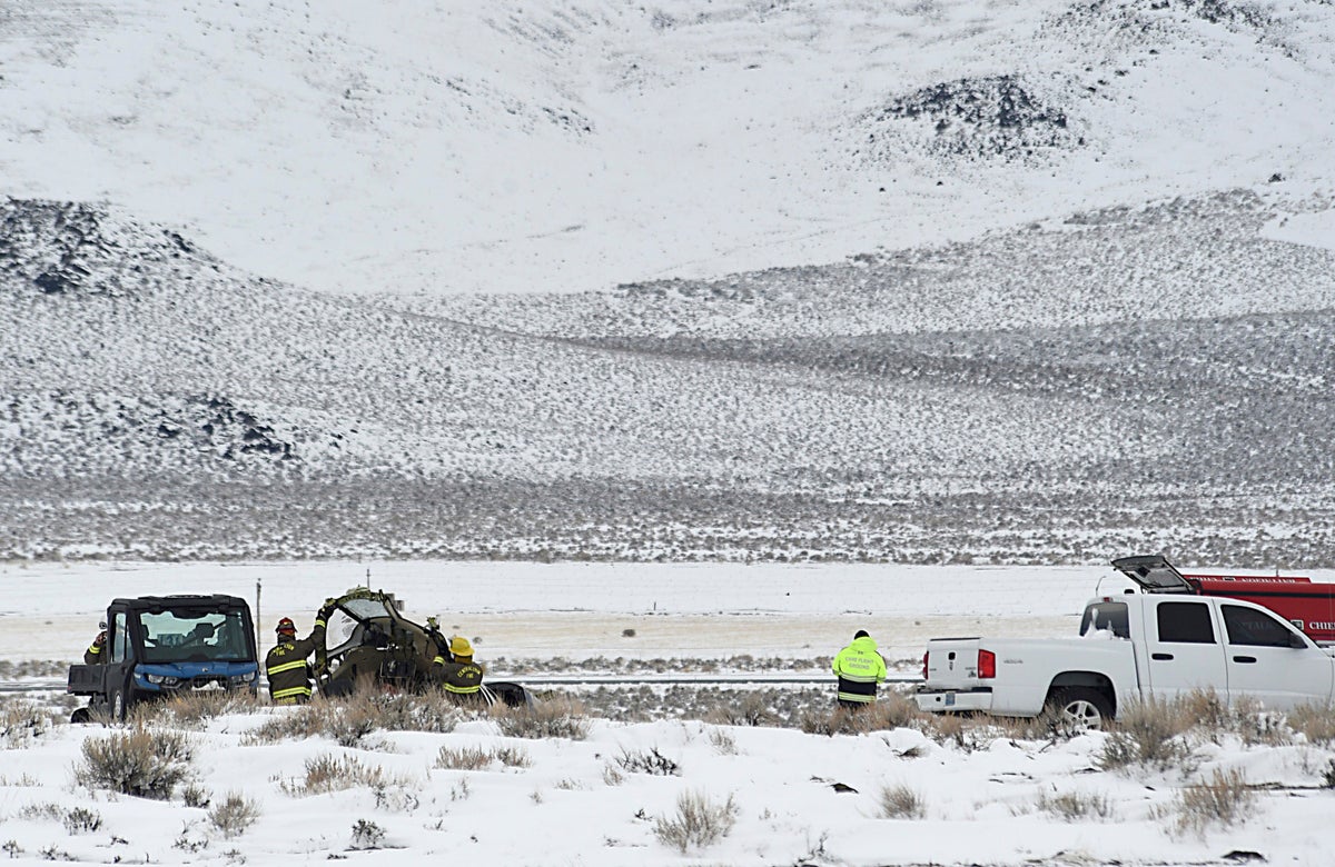 Beş kişiyi öldüren Nevada uçağı düşmeden önce havada parçalandı