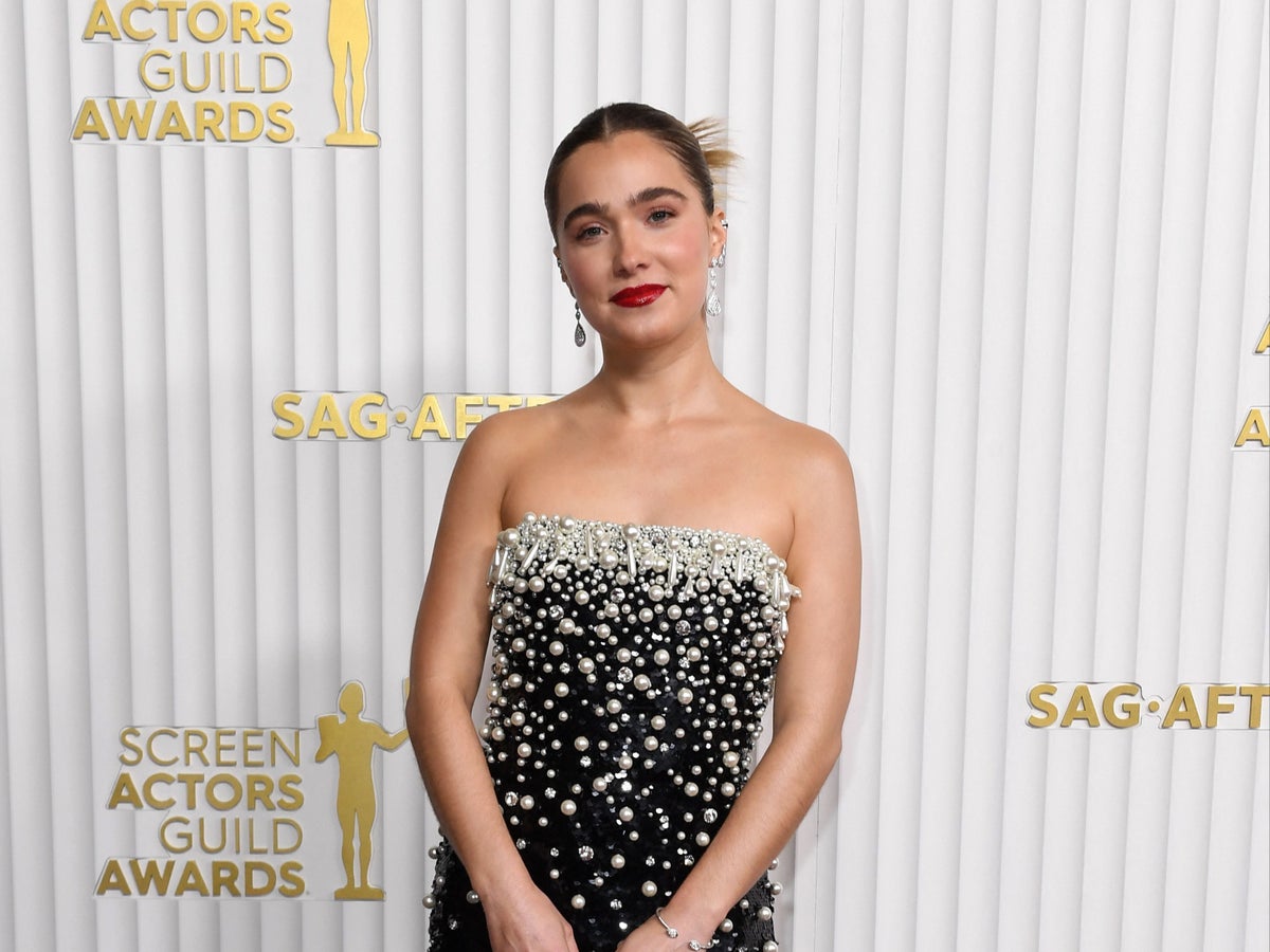 SAG Awards 2023: See the best-dressed stars on the red carpet