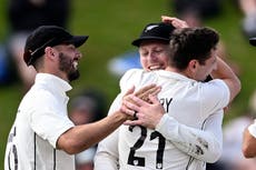New Zealand win astonishing Test by one run as England fall short