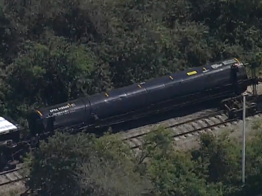 Train carrying 30,000 gallons of propane derails in Florida The Independent picture