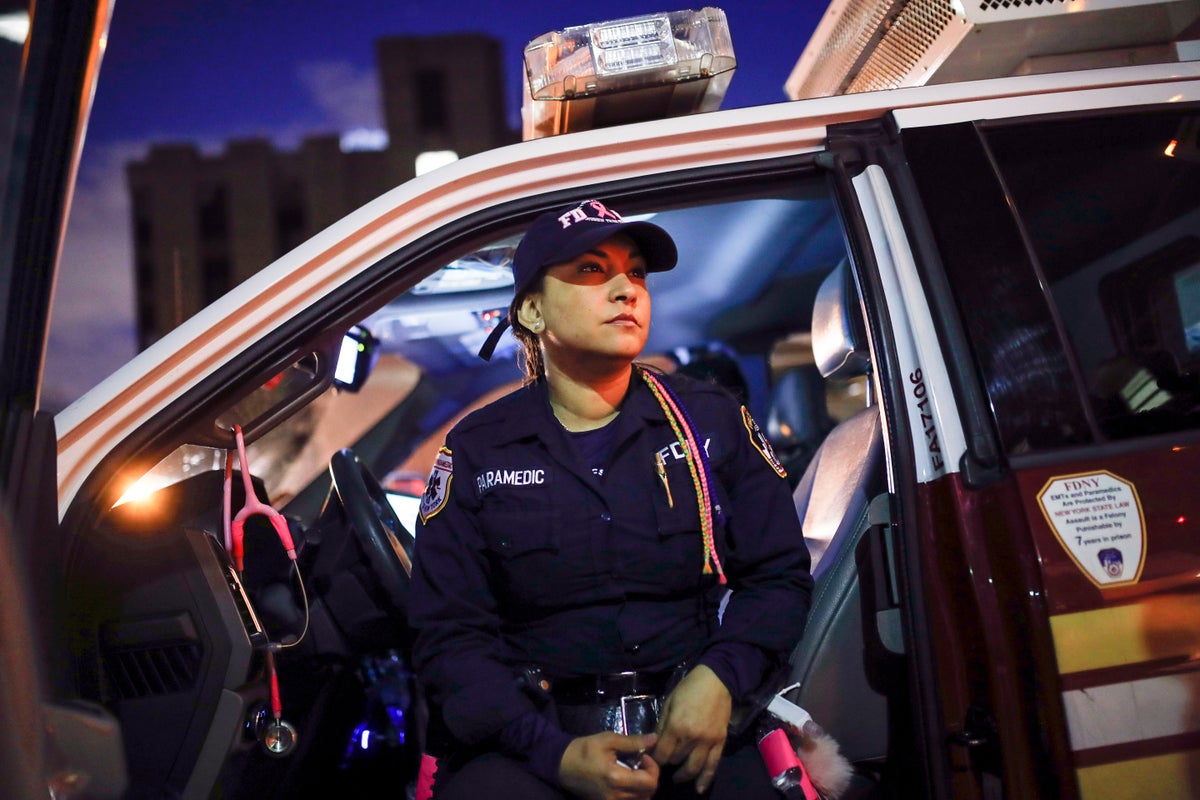 EMS workers punished for media interviews in NYC settle suit