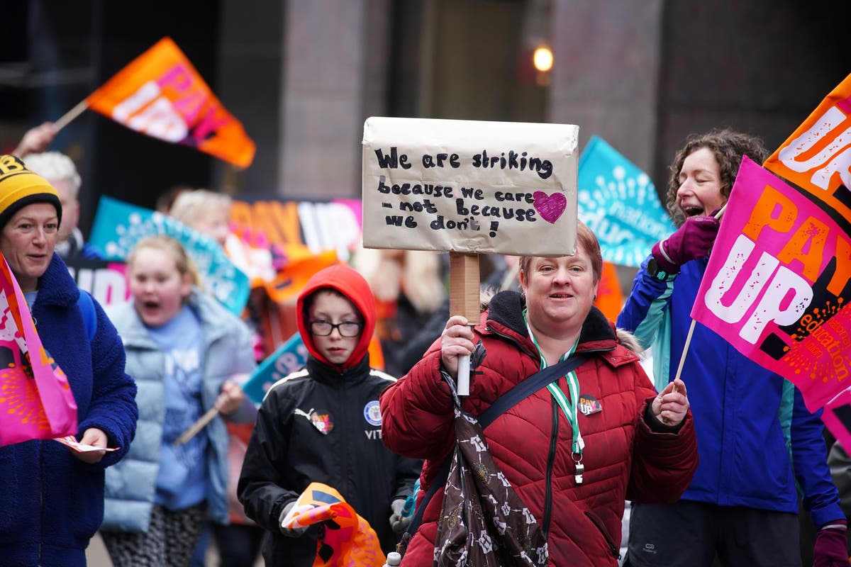 Schools in south of England and Wales face disruption as teachers stage strikes