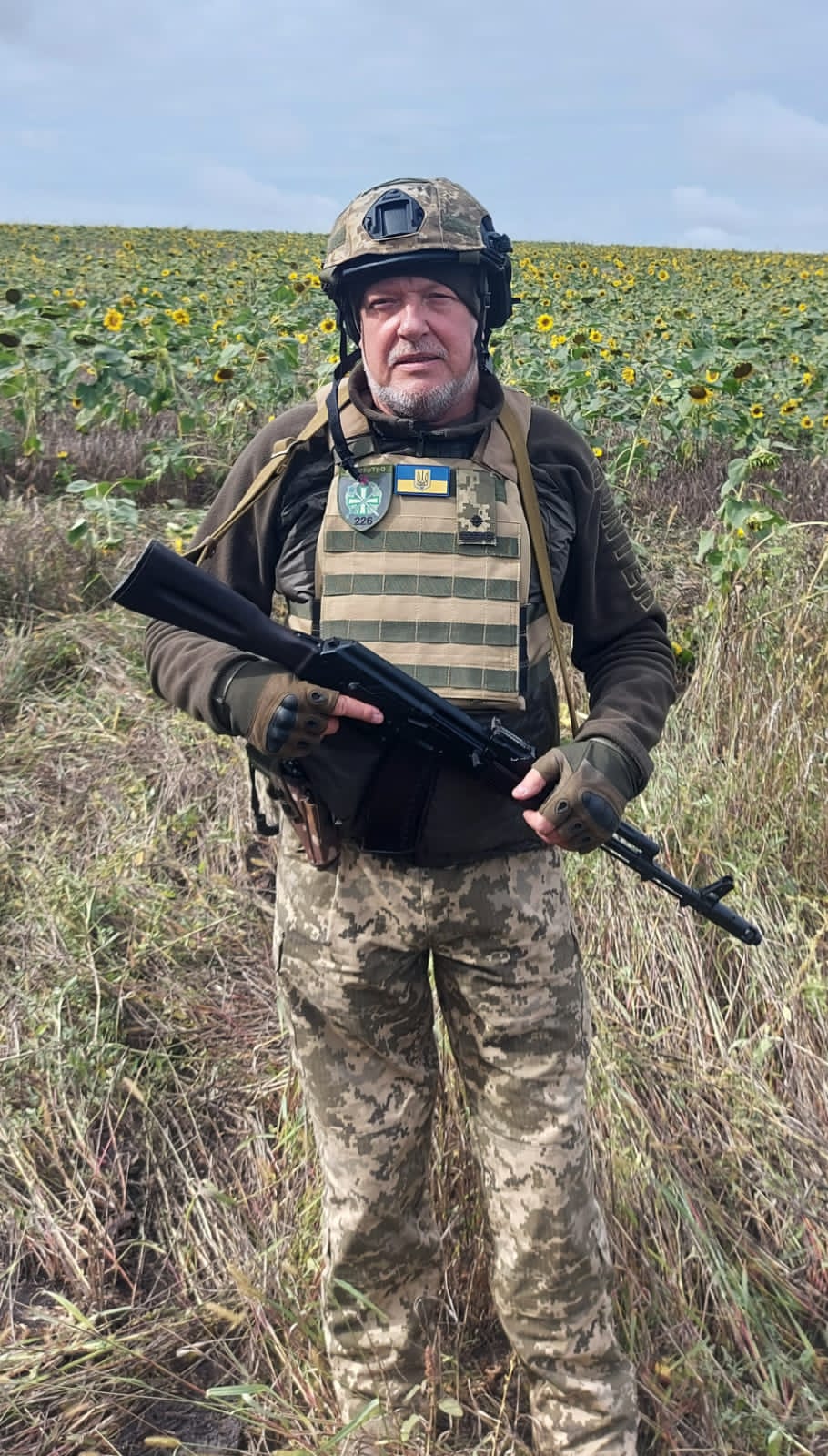 Maj Osadchy with the Russian border behind him