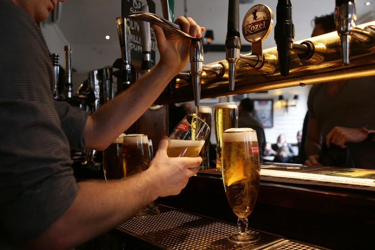 Tax on beer frozen under Jeremy Hunt’s ‘Brexit Pub Guarantee’